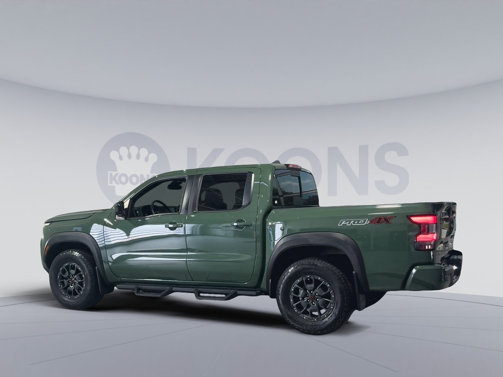 Used 2023 Nissan Frontier PRO-4X w/ Pro-4X Premium Package AWD/4WD image 8