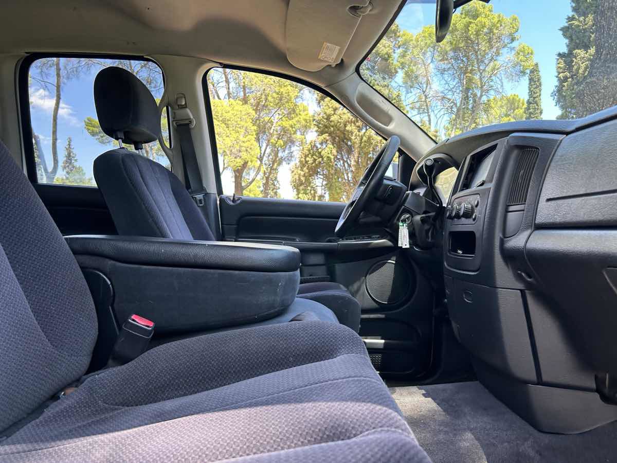 Used 2004 Dodge Ram 3500 Truck SLT w/ Sport Appearance Group image 29