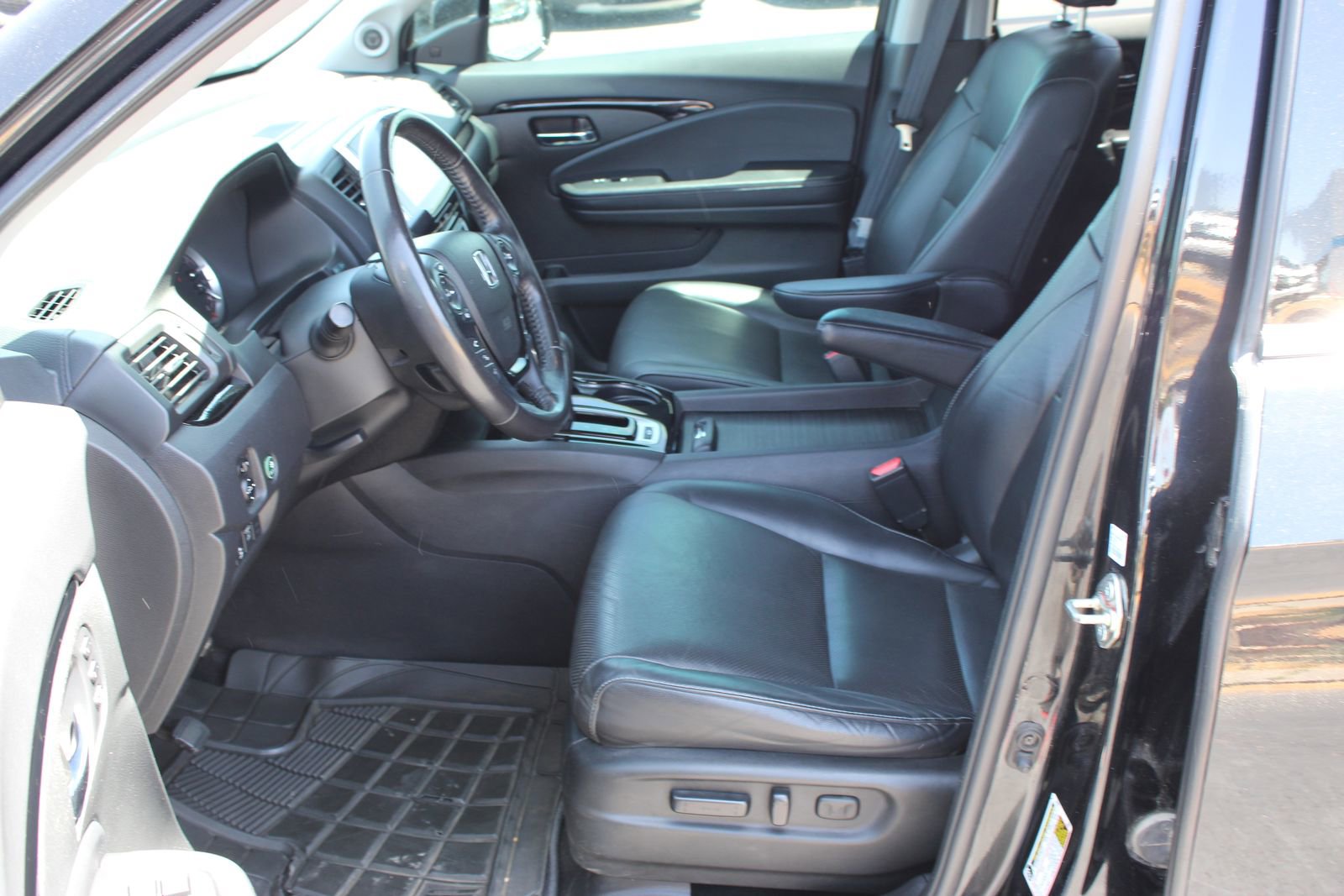 Used 2019 Honda Ridgeline RTL-E image 13