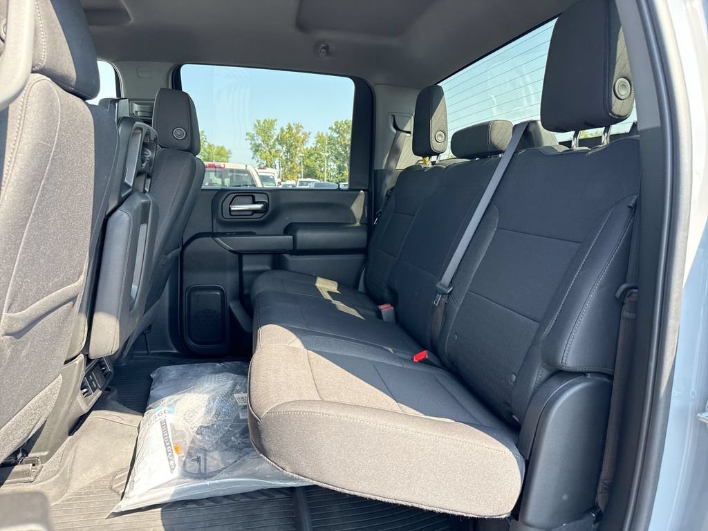 Used 2025 Chevrolet Silverado 2500 Custom w/ Custom Value Package AWD/4WD image 23