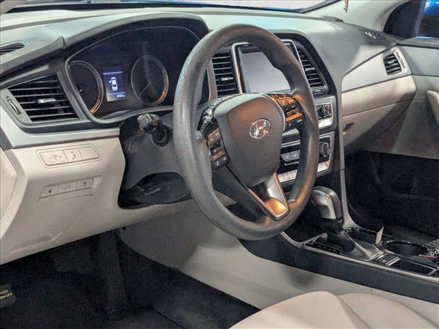 Used 2018 Hyundai Sonata SE video 2