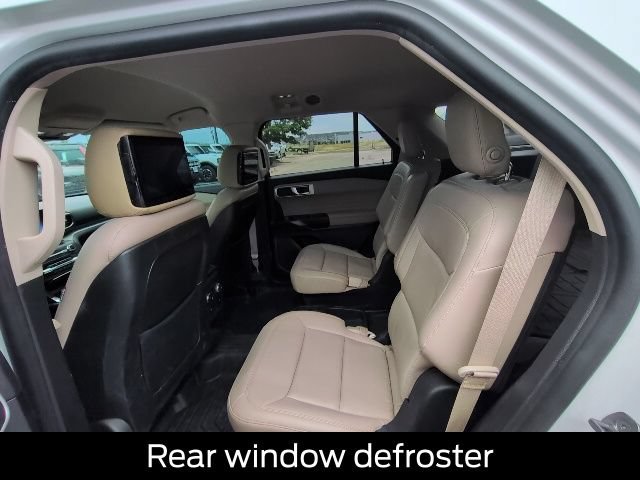 Used 2020 Ford Explorer XLT w/ Equipment Group 202A AWD/4WD image 12