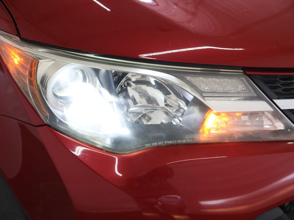 Used 2015 Toyota RAV4 XLE FWD image 27