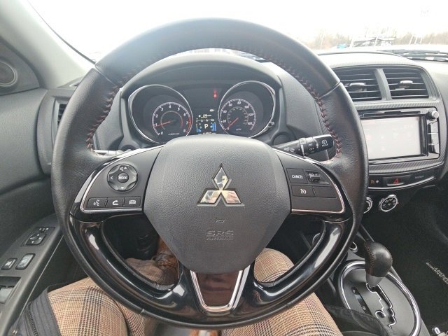 Used 2017 Mitsubishi Outlander Sport LE image 16