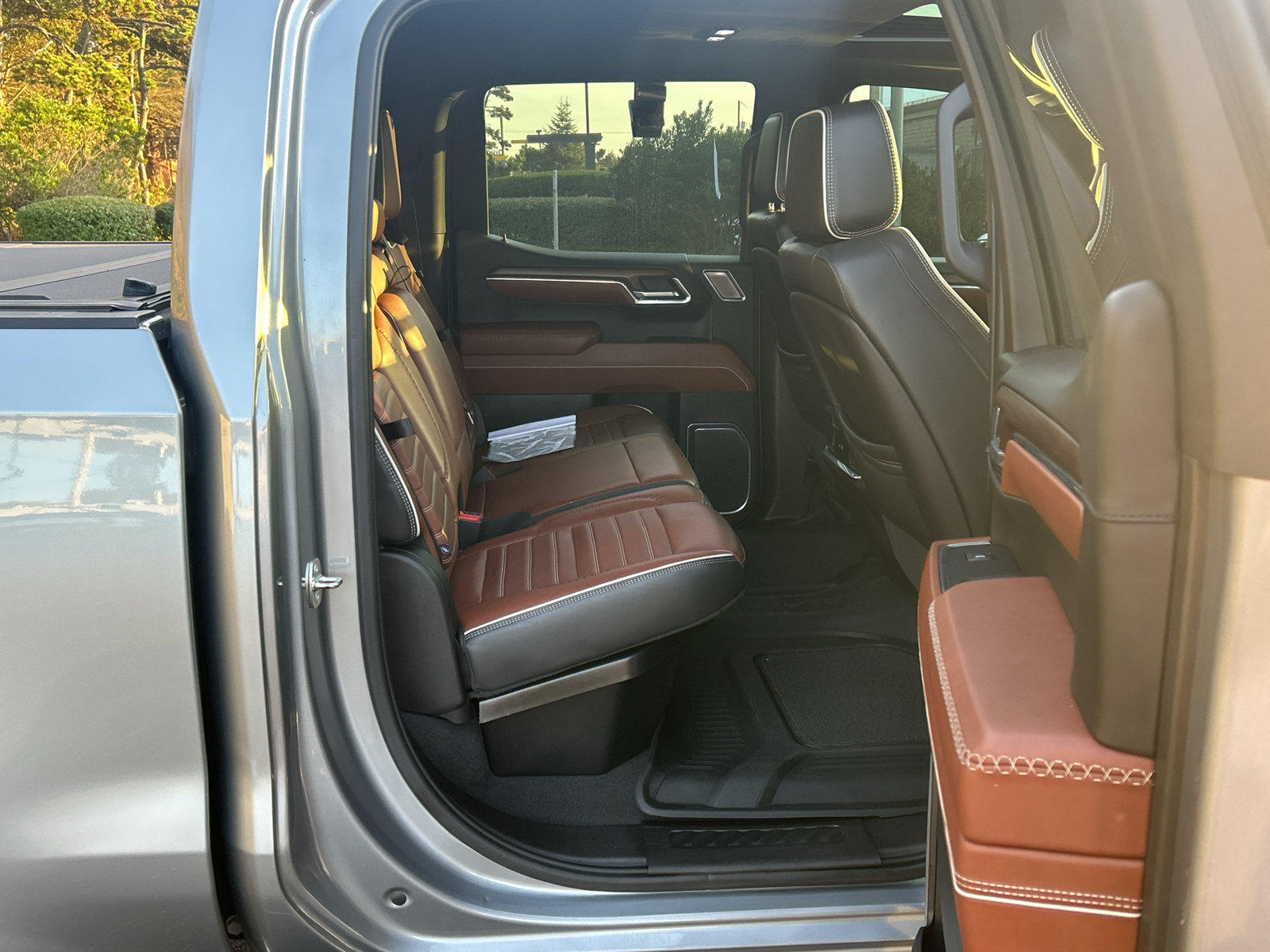 Used 2023 GMC Sierra 1500 Denali Ultimate AWD/4WD image 25