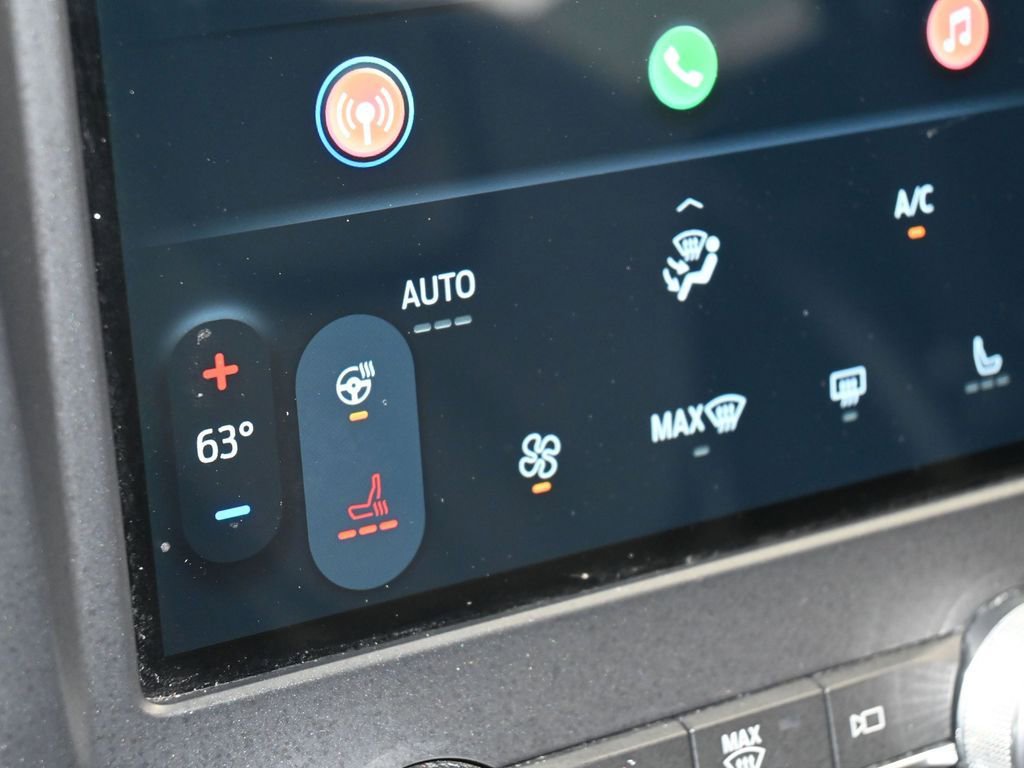 Used 2022 Ford Edge Titanium image 25