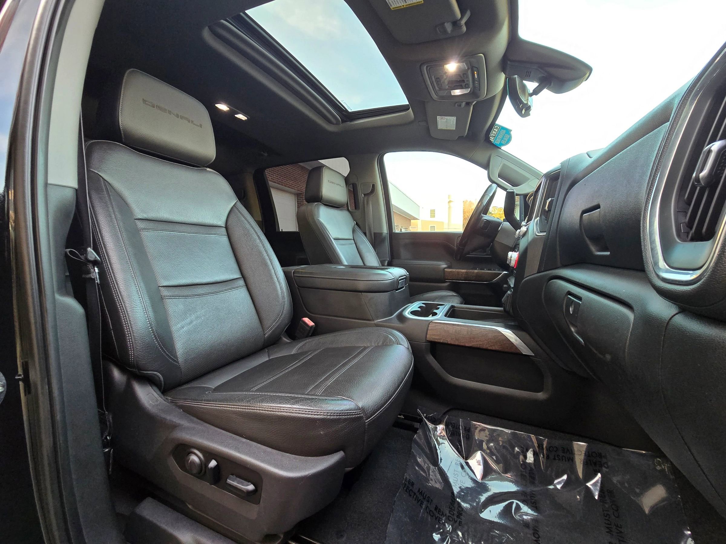 Used 2020 GMC Sierra 2500 Denali w/ Denali Ultimate Package image 16