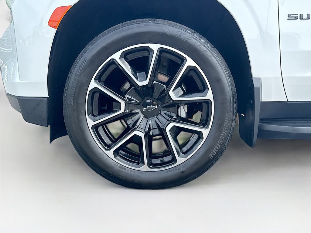 Used 2023 Chevrolet Suburban RST w/ Sport Performance Package AWD/4WD image 37