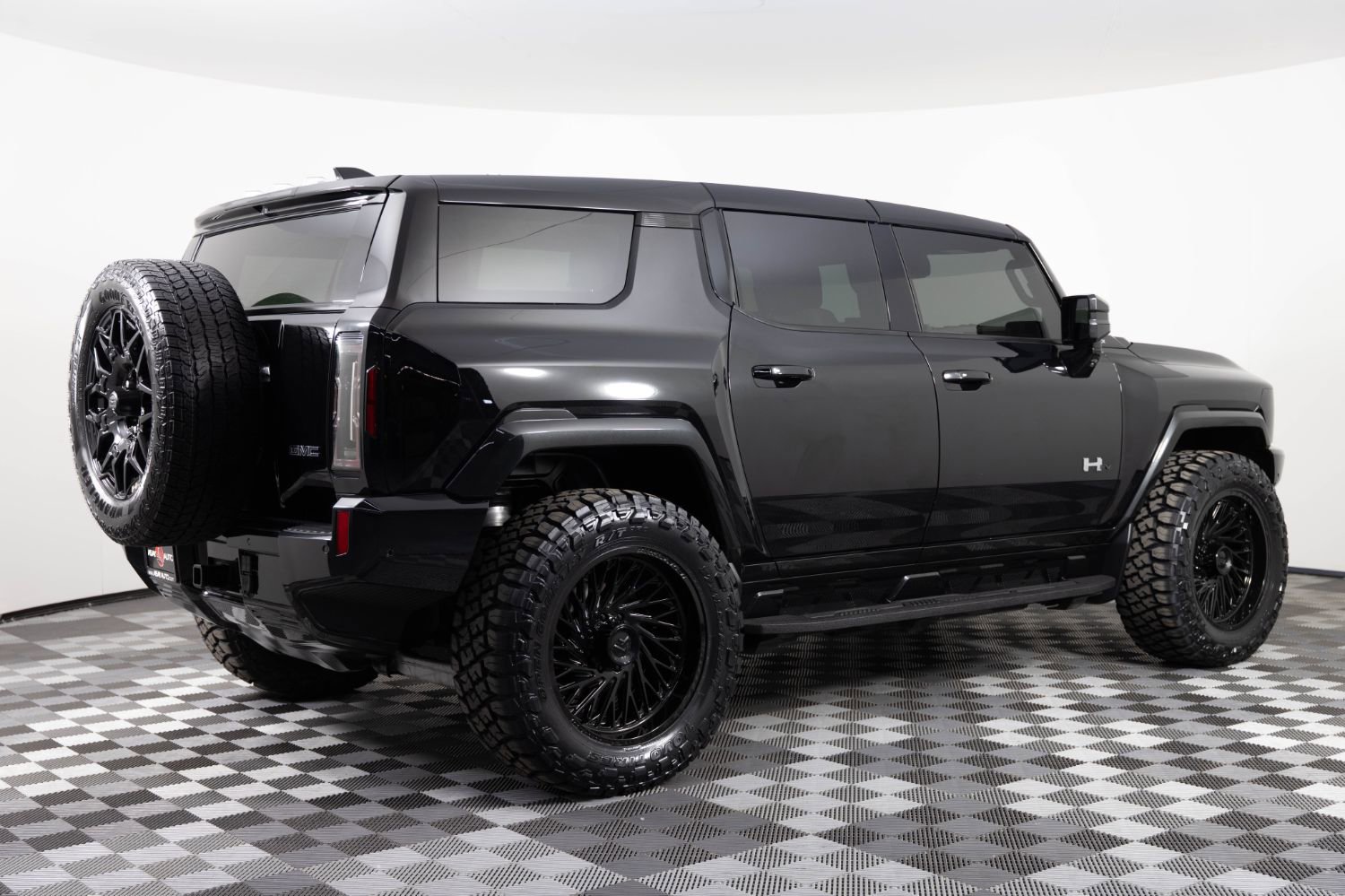 Used 2025 GMC Hummer EV 2X AWD/4WD image 7
