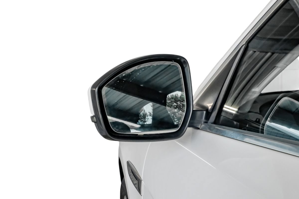 Used 2019 Jaguar F-PACE Premium AWD/4WD image 39