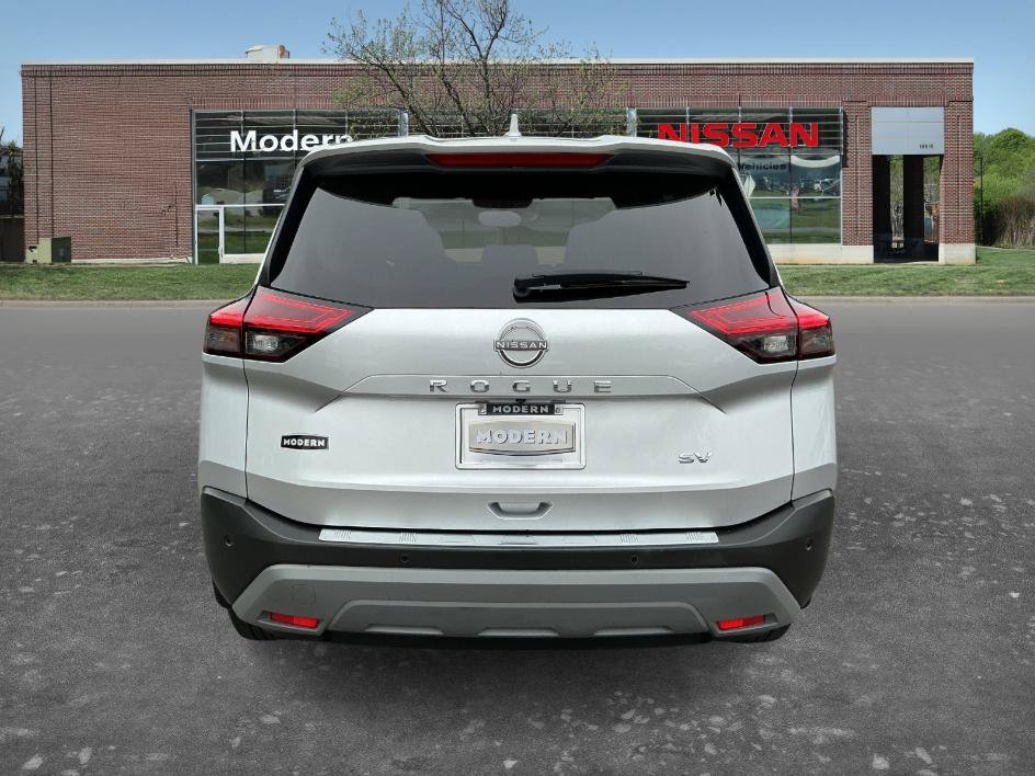 Certified 2023 Nissan Rogue SV FWD image 4