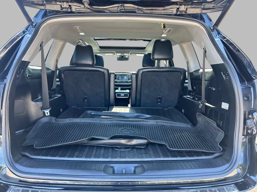 Used 2018 Toyota Highlander Limited Platinum AWD/4WD image 10