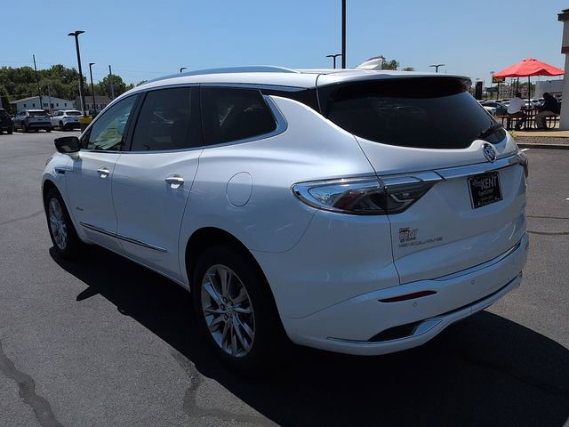 Used 2023 Buick Enclave Avenir w/ Avenir Technology Package FWD image 5