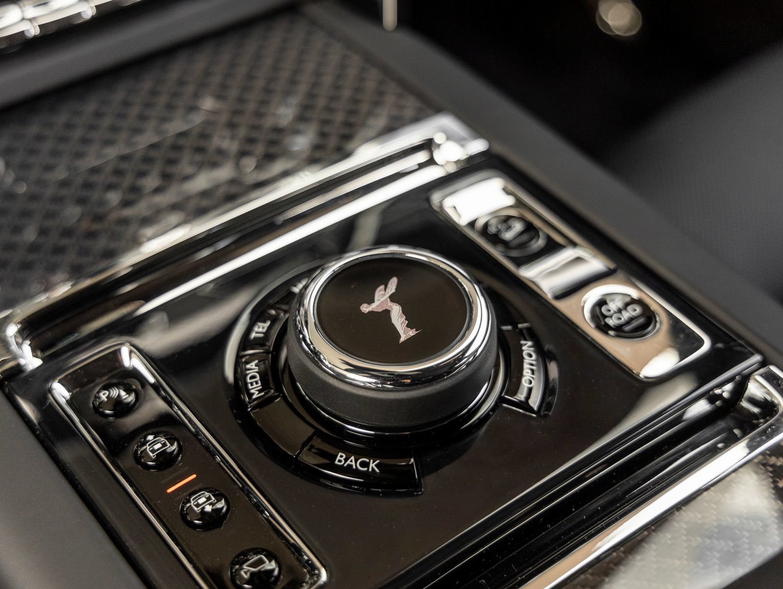 New 2027 Rolls-Royce Cullinan Black Badge AWD/4WD image 34