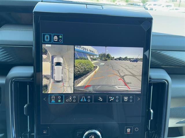 New 2026 GMC Yukon AT4 w/ AT4 Premium Plus Package AWD/4WD image 22