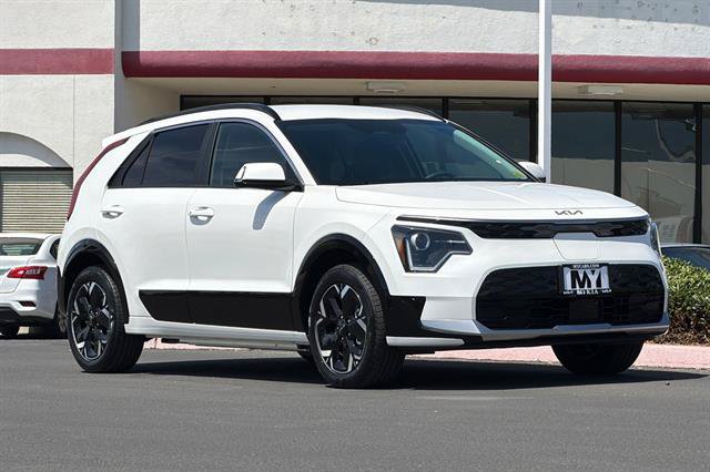 New 2026 Kia Niro Wind FWD image 2