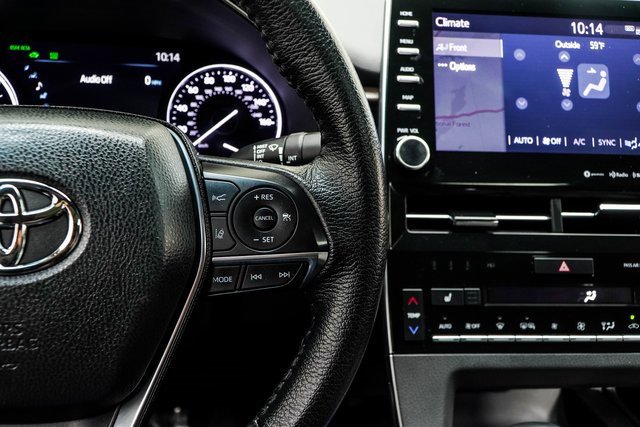 Used 2021 Toyota Avalon XLE w/ Moonroof Package image 33