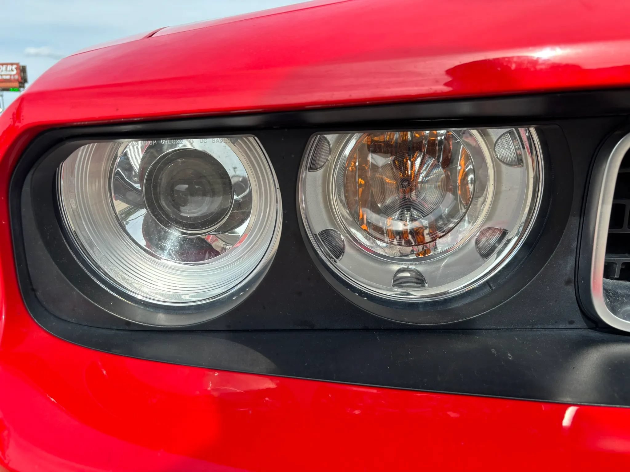 Used 2010 Dodge Challenger SRT8 w/ SRT Option Group II RWD image 8