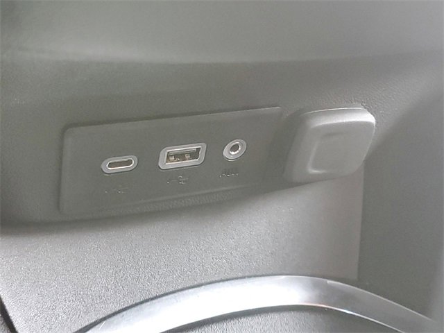 Used 2024 Chevrolet Malibu LT image 28