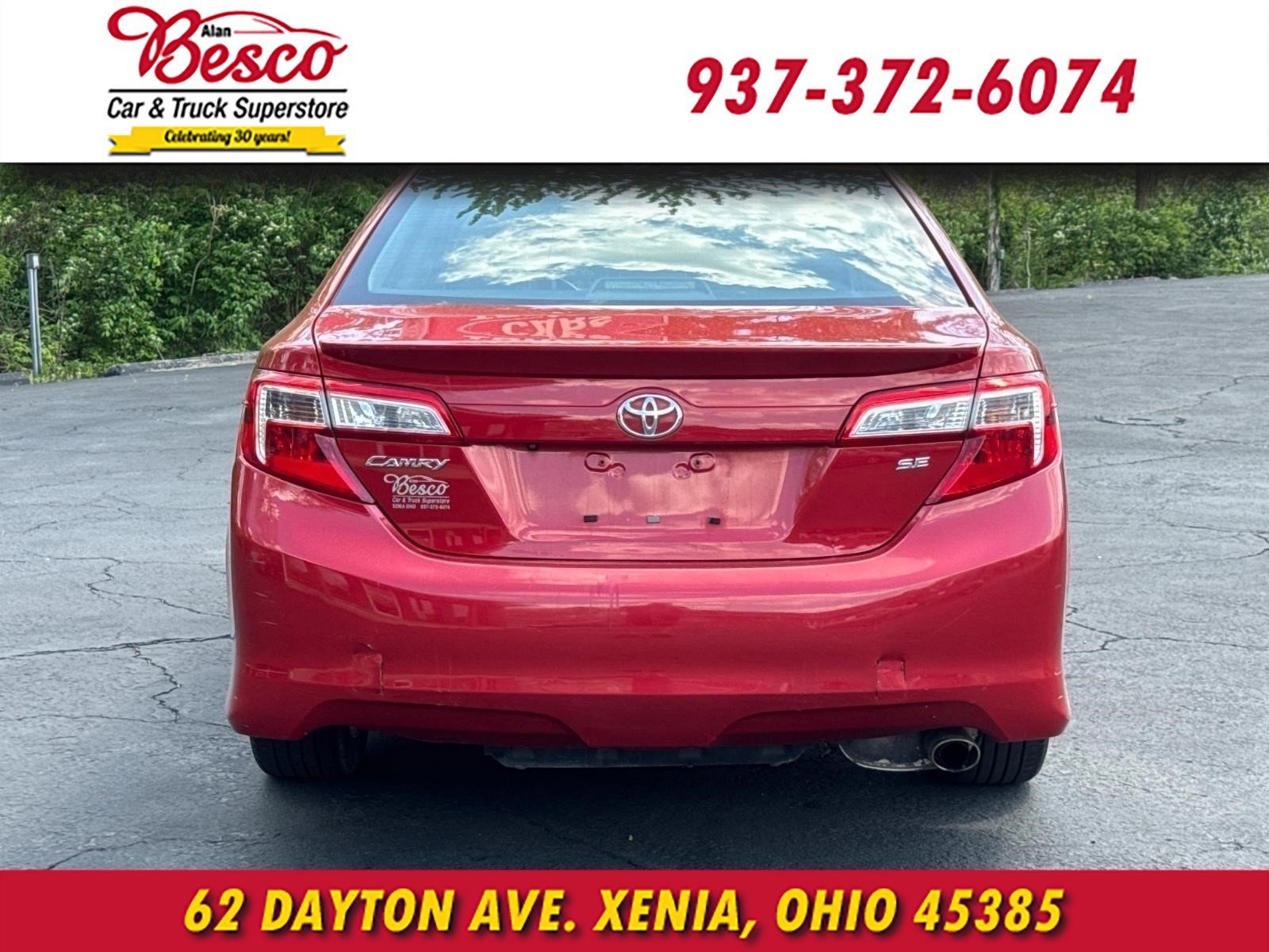 Used 2012 Toyota Camry SE w/ Leather Pkg FWD image 5