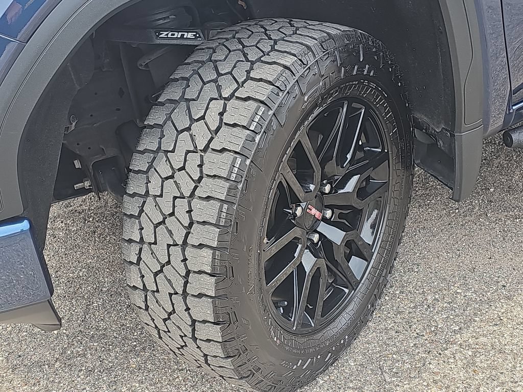 Certified 2021 GMC Sierra 1500 Elevation w/ LPO, Elevation Black Package AWD/4WD image 36
