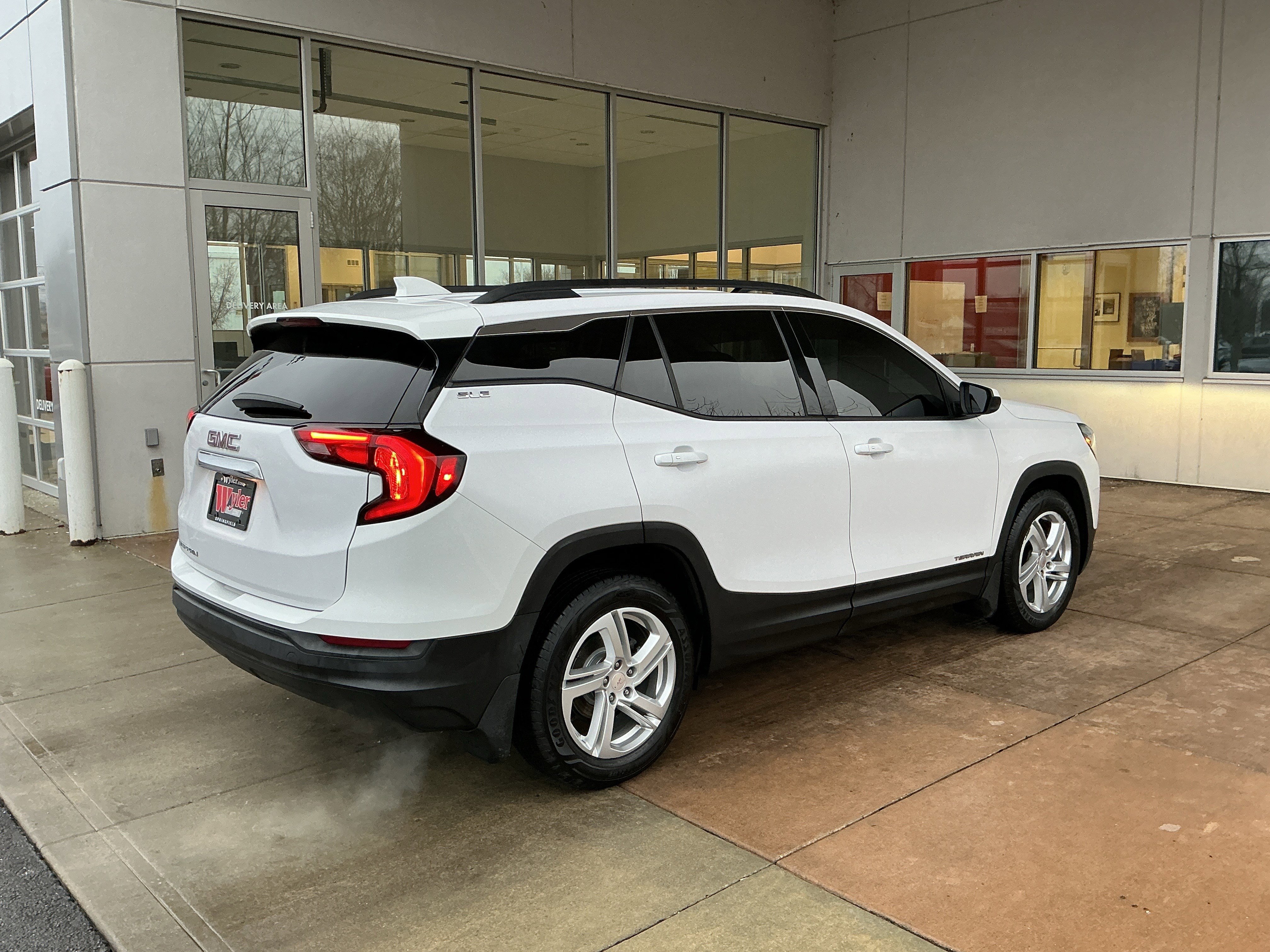 Used 2018 GMC Terrain SLE w/ Driver Convenience Package image 22