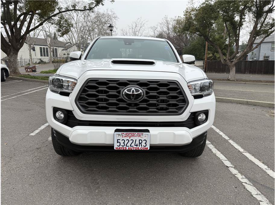 Used 2023 Toyota Tacoma TRD Sport w/ Advanced Technology Package AWD/4WD image 2
