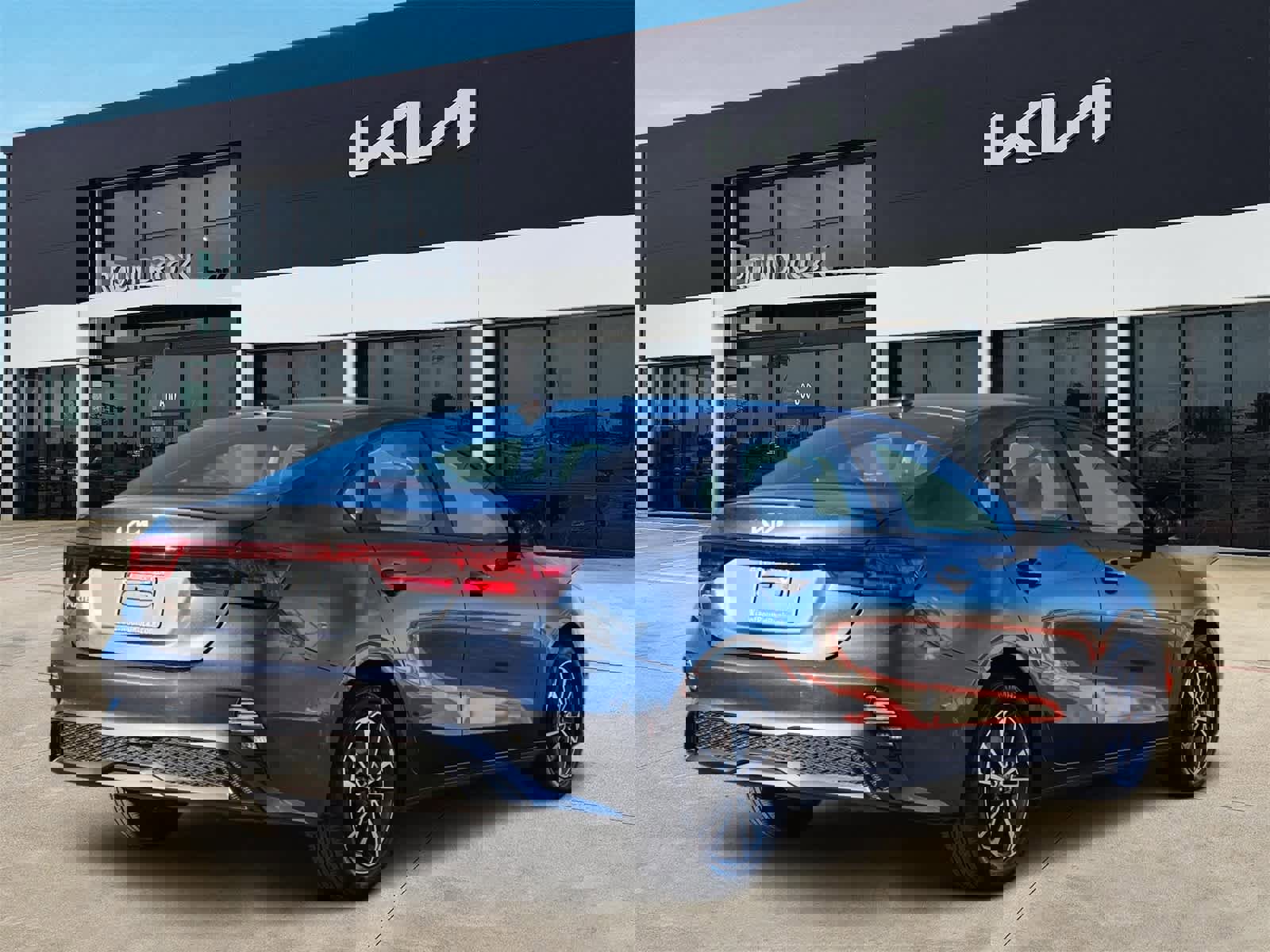 Certified 2024 Kia Forte LXS w/ LXS Technology Package image 5