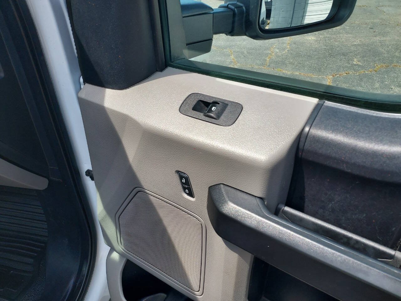 Used 2020 Ford F250 XL w/ Power Equipment Group RWD image 24