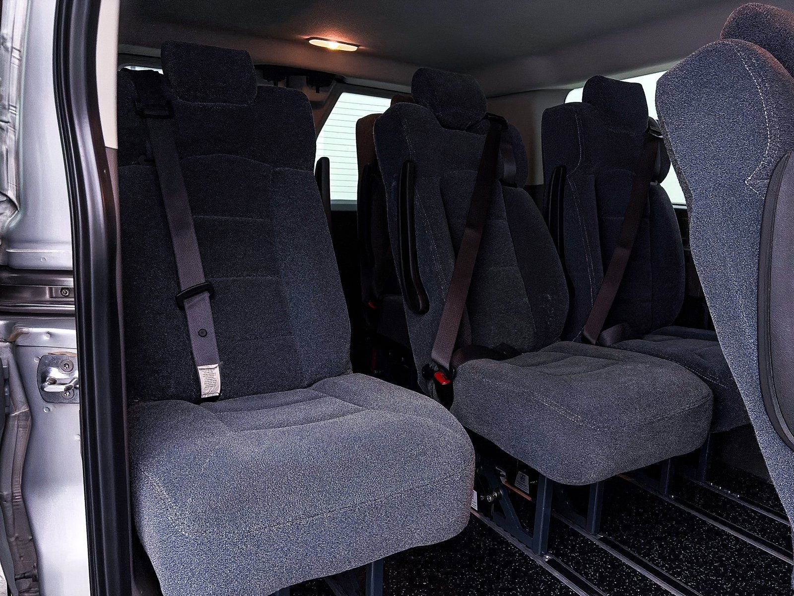 Used 2020 Ford Transit 150 XLT image 34