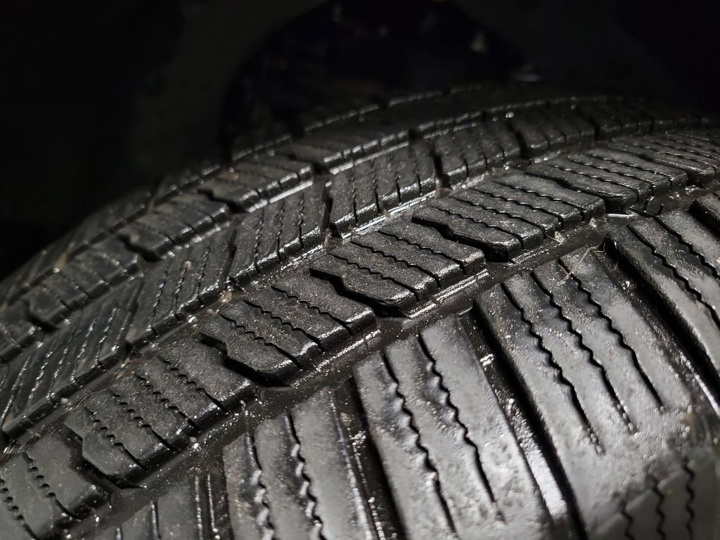 Used 2022 Ford F150 Limited image 11