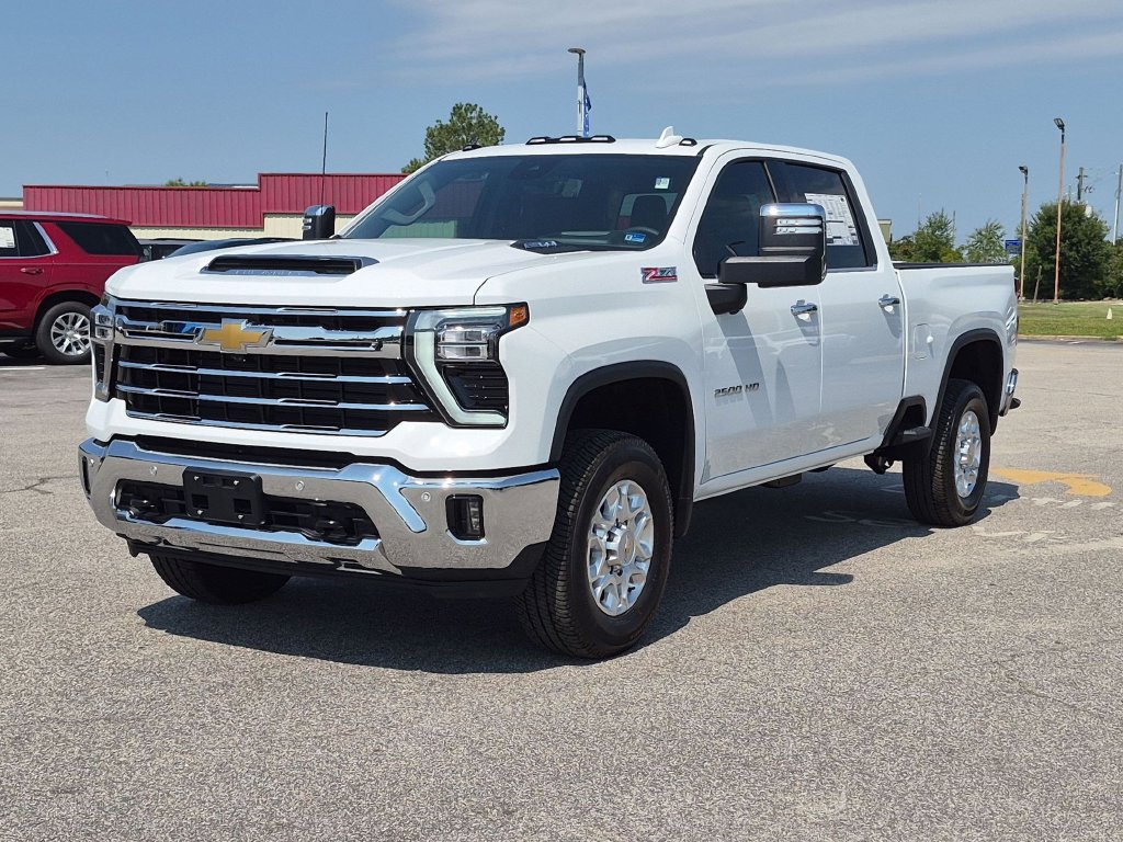 New 2026 Chevrolet Silverado 2500 LTZ w/ LTZ Plus Package AWD/4WD image 8