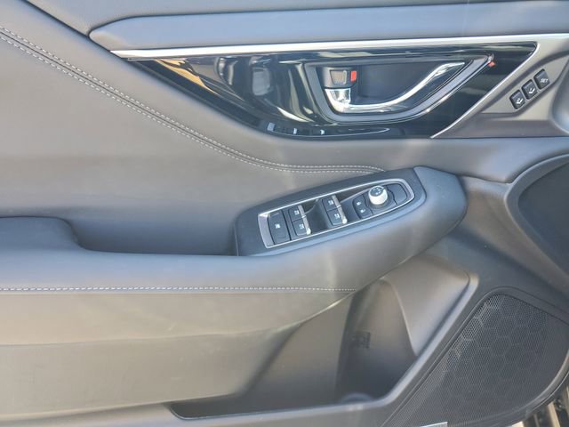 Used 2025 Subaru Outback Limited image 22