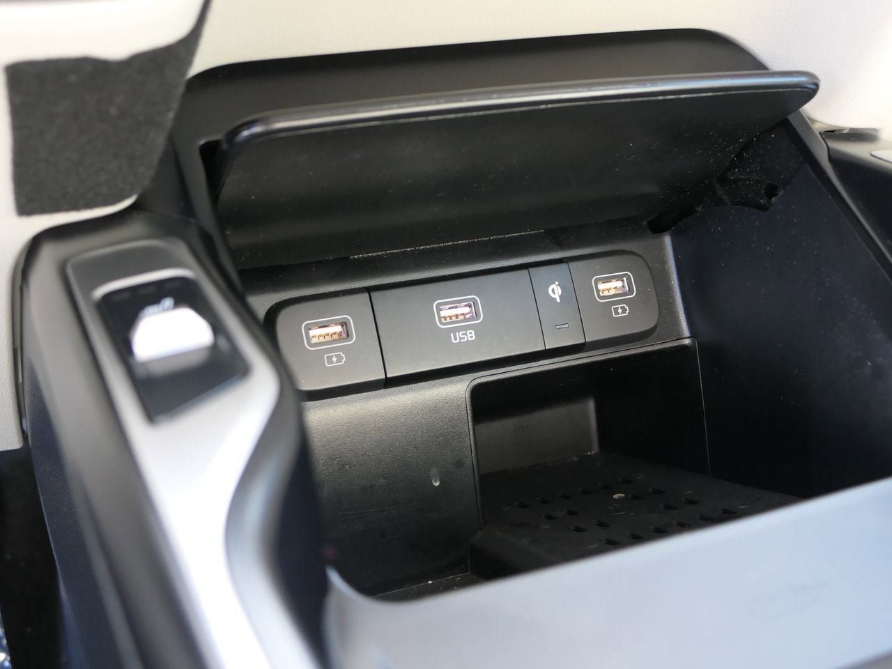 Used 2023 Kia Sorento EX image 20