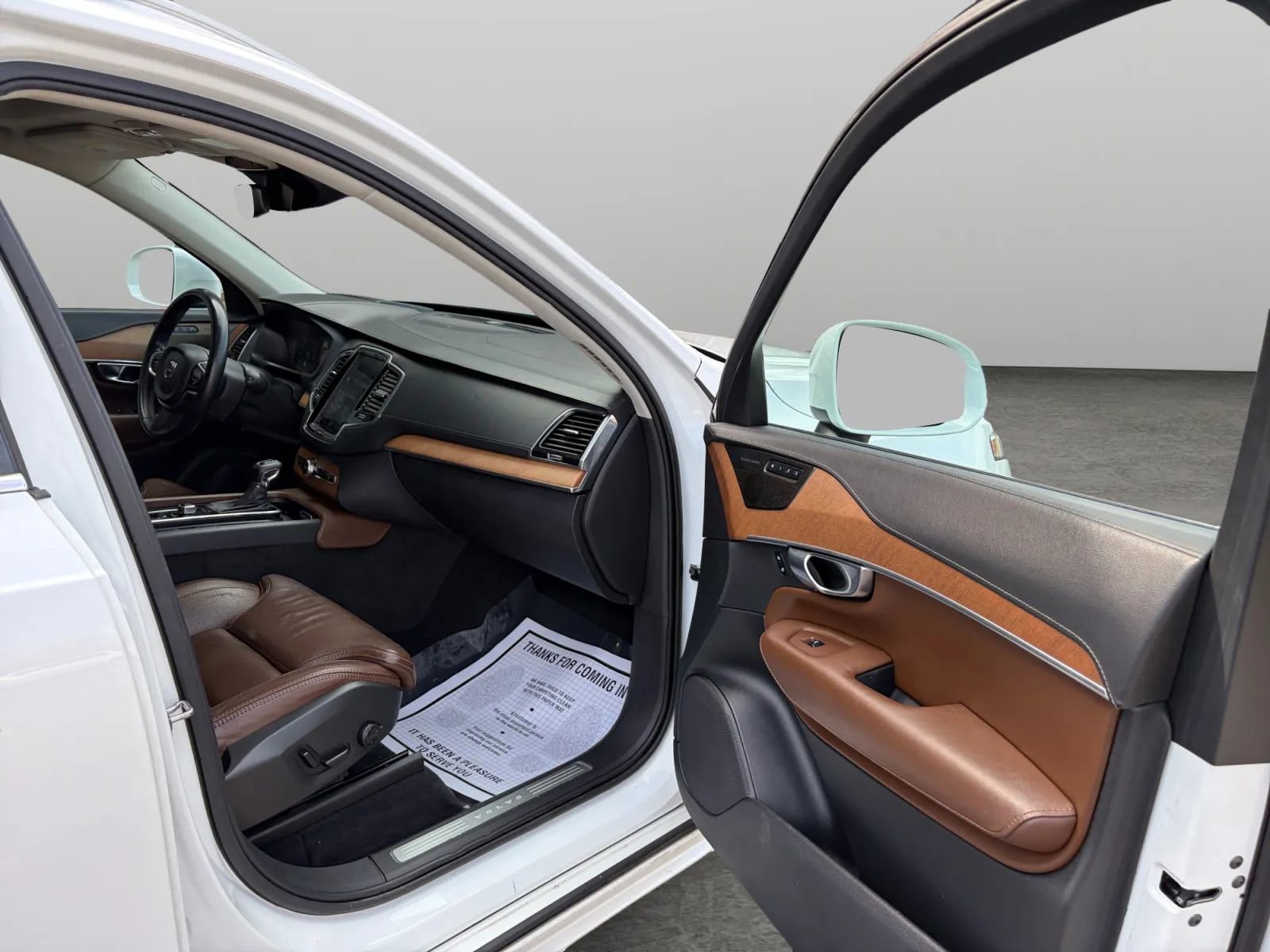 Used 2019 Volvo XC90 T6 Inscription w/ Advanced Package AWD/4WD image 17
