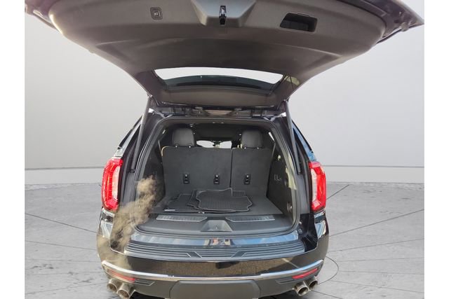 Certified 2023 GMC Yukon Denali Ultimate image 19