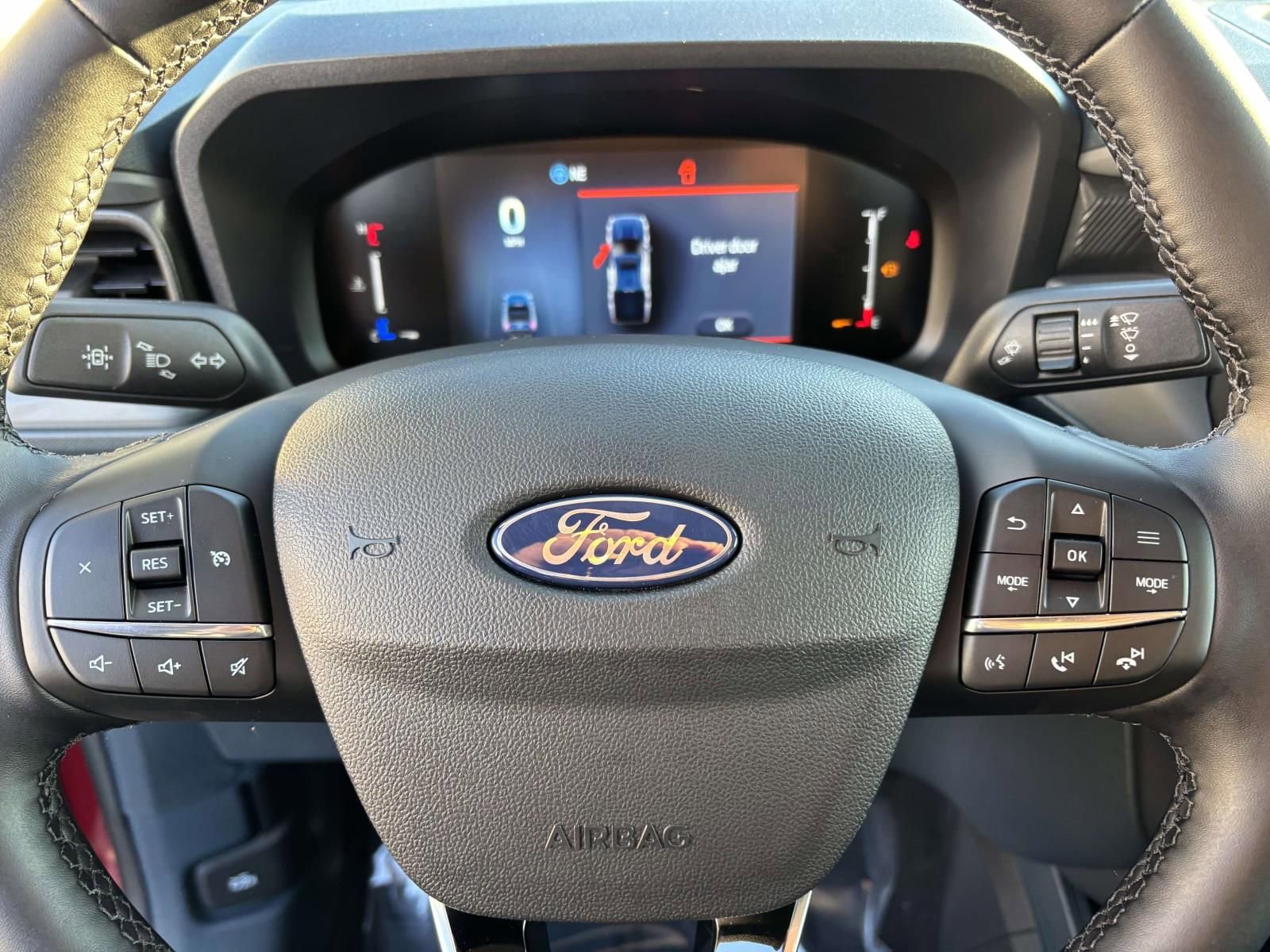 New 2025 Ford Maverick XLT w/ XLT Luxury Package image 16