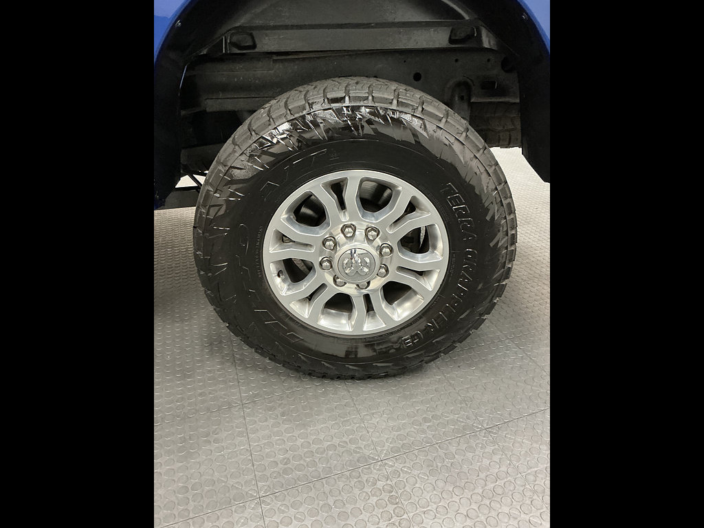 Used 2017 RAM 2500 Tradesman w/ Chrome Appearance Group AWD/4WD image 29