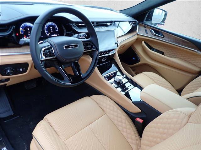 New 2026 Jeep Grand Cherokee Summit w/ Obsidian Package image 12