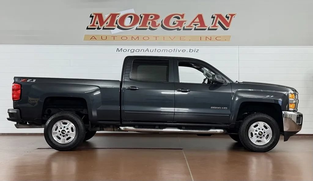 Used 2018 Chevrolet Silverado 2500 LT w/ All Star Edition AWD/4WD image 2