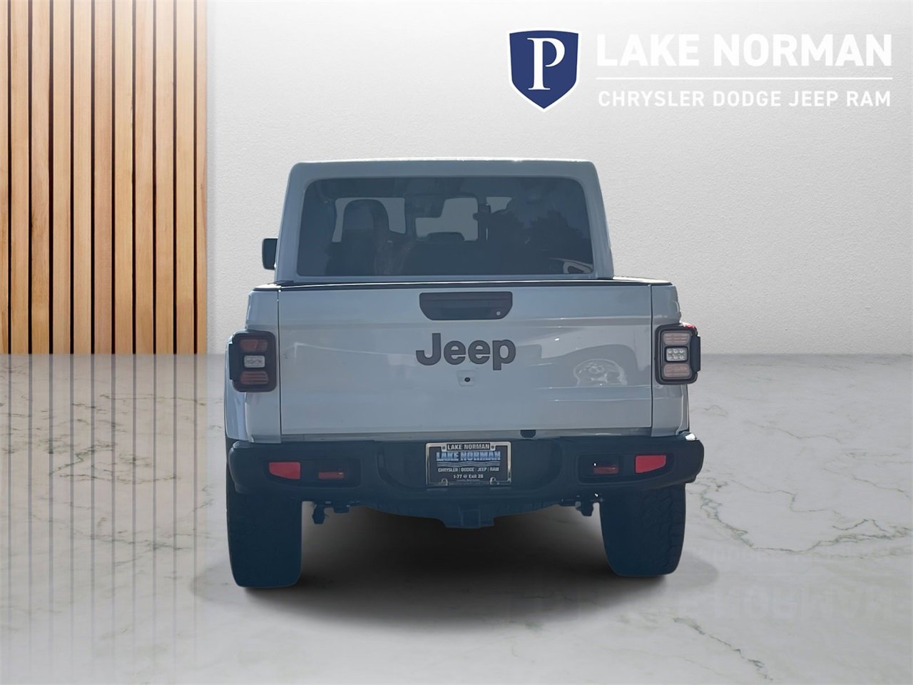 New 2025 Jeep Gladiator Rubicon image 8