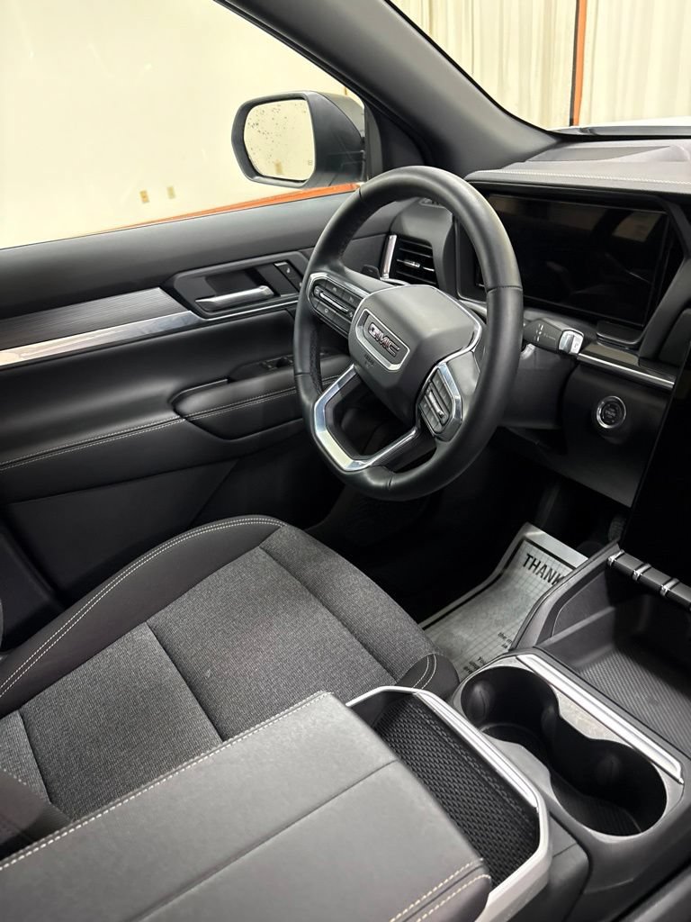 Used 2026 GMC Terrain Elevation FWD image 25