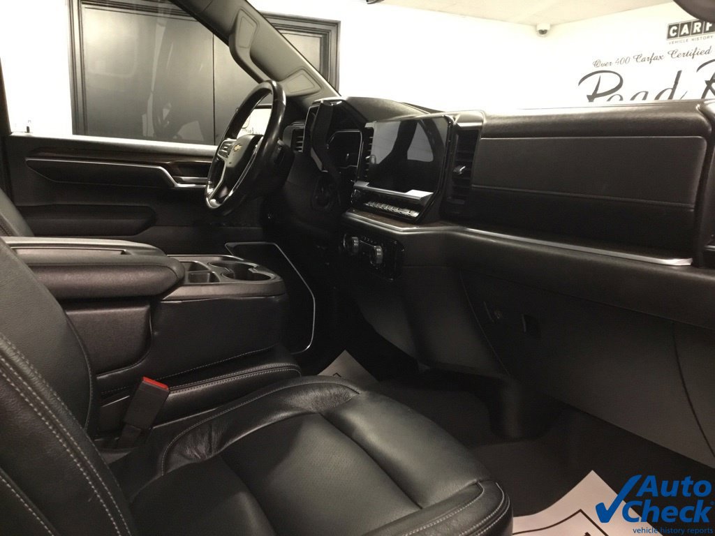 Used 2022 Chevrolet Silverado 1500 LT AWD/4WD image 24