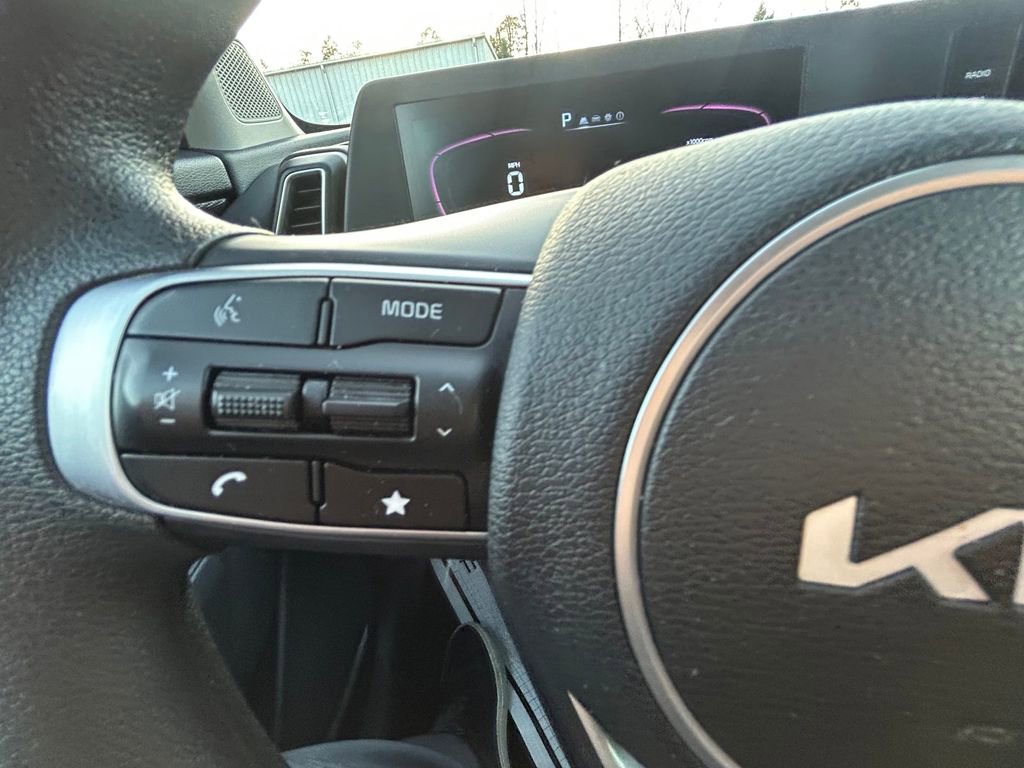 Used 2024 Kia Sportage LX image 24
