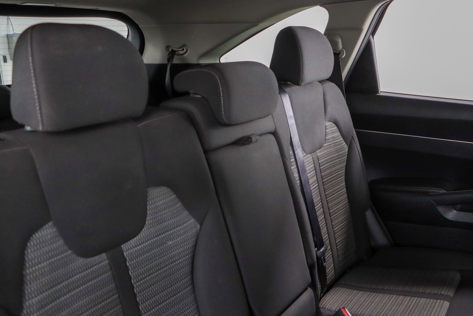 Used 2021 Kia Sorento LX image 28