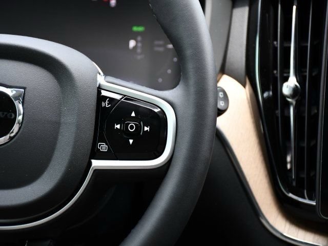 New 2026 Volvo XC60 T8 Ultra w/ Protection Package Premier AWD/4WD image 22