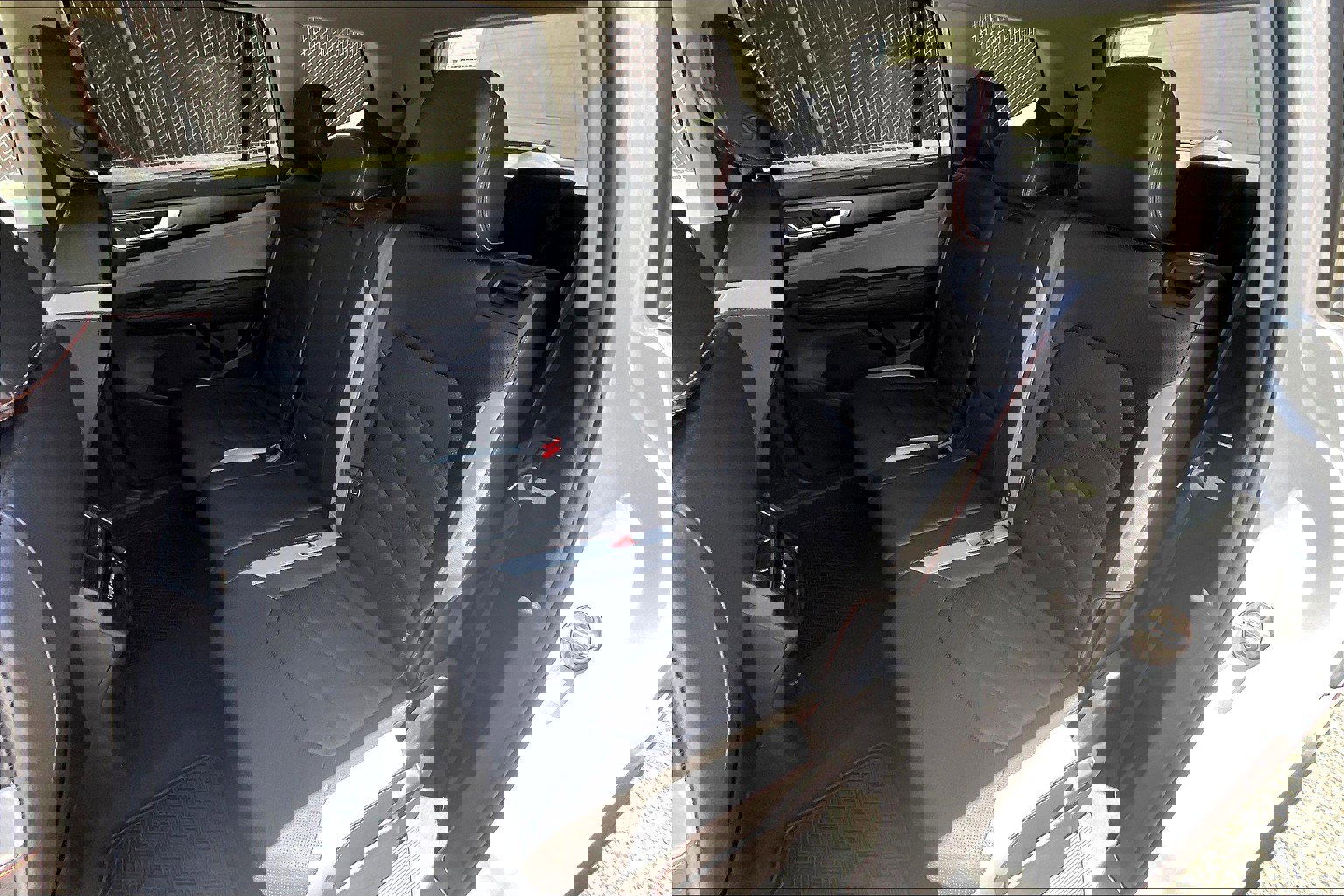 Used 2024 Volkswagen Atlas Peak Edition SEL image 25