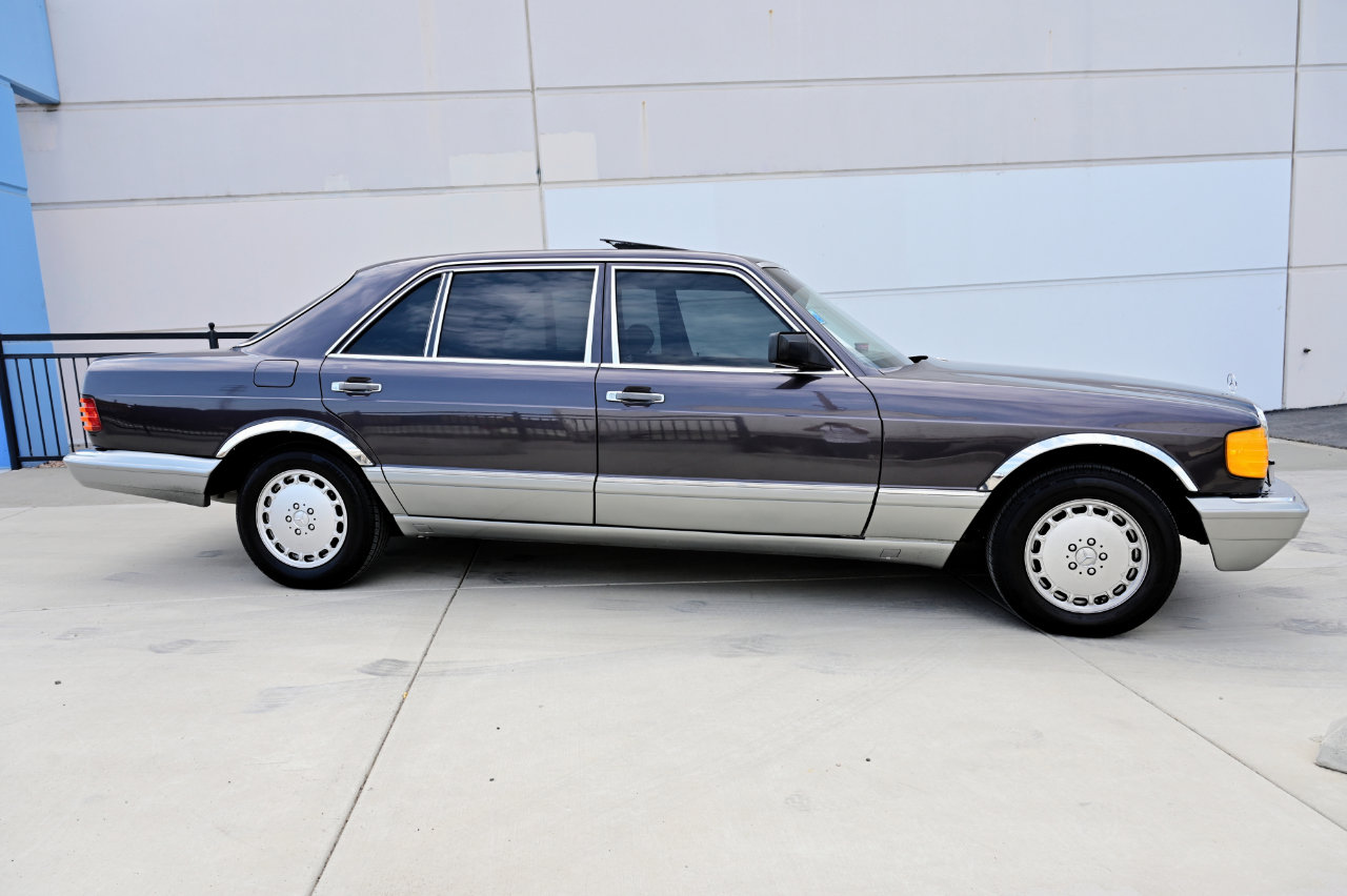 Used 1986 Mercedes-Benz 560 SEL image 7