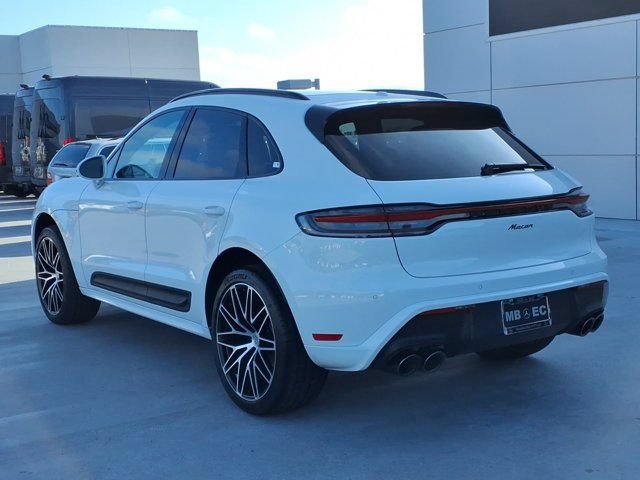 Used 2023 Porsche Macan AWD/4WD image 21