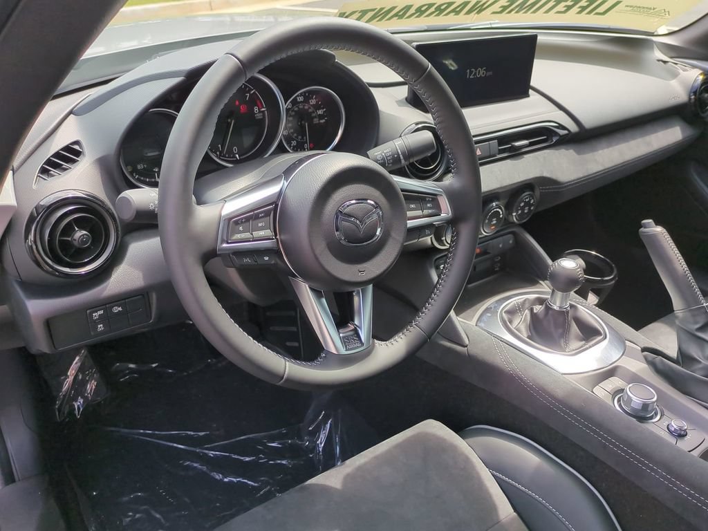 New 2026 MAZDA MX-5 Miata RF Club RWD image 13